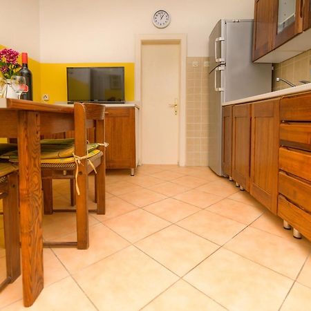 Apartments By The Sea Nerezine, Losinj - 7963 Екстер'єр фото